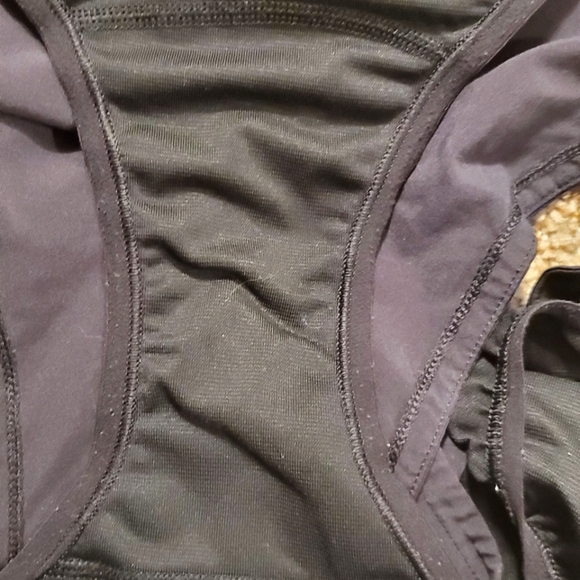 Lululemon Speed Up Shorts 2.5" Size 10 Black - Picture 9 of 10